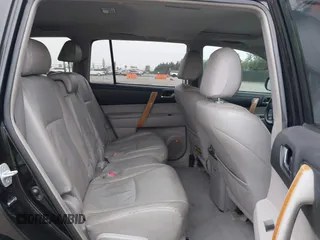 2008 Toyota Highlander Limited z VIN JTEEW44A082012238, wystawiony jako IAAI lot #42397895 z przebiegiem 277 400 mil mil oraz . Historia ofert i sprzedaży dostępna na DreamBid. Obrazek 8.