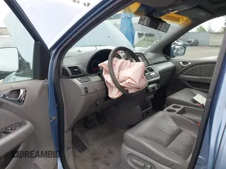 2008 Honda Odyssey EX-L с VIN 5FNRL38728B017980, выставлен на аукционе IAAI как лот 42041145 с пробегом 70 161 миль миль и . История ставок и продаж доступна на DreamBid. Изображение 16.