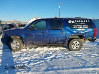 2012 Chevrolet Suburban LT with VIN 1GNSKJE71CR267623, listed as a IAAI auction lot 41538327 with 193,501 mi miles. Bid and sale history available at carsss.com. Image 14.