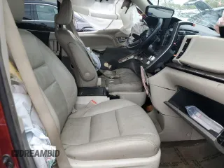 2018 Toyota Sienna XLE Auto Access Seat with VIN 5TDYZ3DC4JS915964, listed as a Copart auction lot 45853275 with 92,614 mi miles and Non repairable. Bid and sale history available at DreamBid. Image 7.