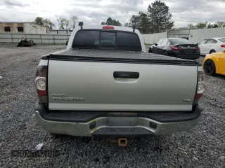 2013 Toyota Tacoma z VIN 5TFMU4FN5DX010469, wystawiony jako Copart lot #55607015 z przebiegiem 140 849 mil mil oraz Szkoda całkowita • Salvage title. Historia ofert i sprzedaży dostępna na DreamBid. Obrazek 6.
