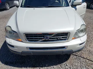 2007 Volvo XC90 V8 with VIN YV4CZ852271377555, listed as a IAAI auction lot 41820562 with 1 mi miles. Bid and sale history available at carsss.com. Image 6.