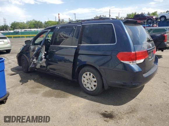 2009 Honda Odyssey LX z VIN 5FNRL38209B051664, wystawiony jako Copart lot #56710125 z przebiegiem 123 mil mil oraz Nie do naprawy • Non repairable. Historia ofert i sprzedaży dostępna na DreamBid. Obrazek 2.