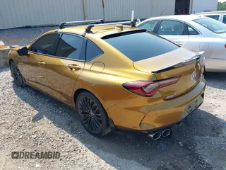 2022 Acura TLX Type S with VIN 19UUB7F00NA000529, listed as a IAAI auction lot 42350522 with 36,060 mi miles and . Bid and sale history available at DreamBid. Image 3.