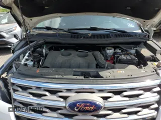2018 Ford Explorer XLT z VIN 1FM5K8DH8JGB14704, wystawiony jako Copart lot #55526725 z przebiegiem 51 659 mil mil oraz Szkoda całkowita • Salvage title. Historia ofert i sprzedaży dostępna na DreamBid. Obrazek 12.