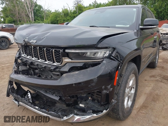 2021 Jeep Grand Cherokee Limited with VIN 1C4RJKBG5M8125173, listed as a IAAI auction lot 42457321 with 35,751 mi miles and . Bid and sale history available at DreamBid. Image 17.