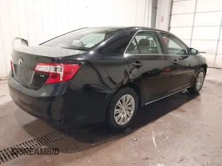 2013 Toyota Camry L with VIN 4T4BF1FK0DR333272, listed as a IAAI auction lot 41378158 with 126,151 mi miles. Bid and sale history available at carsss.com. Image 4.
