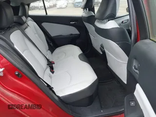 2017 Toyota Prius Two with VIN JTDKARFUXH3531849, listed as a IAAI auction lot 41301786 with 92,163 mi miles. Bid and sale history available at carsss.com. Image 8.