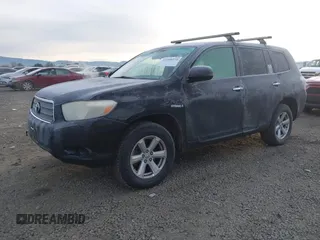 2008 Toyota Highlander Hybrid with VIN JTEEW41A482008875, listed as a IAAI auction lot 41390272 with 177,042 mi miles. Bid and sale history available at carsss.com. Image 17.