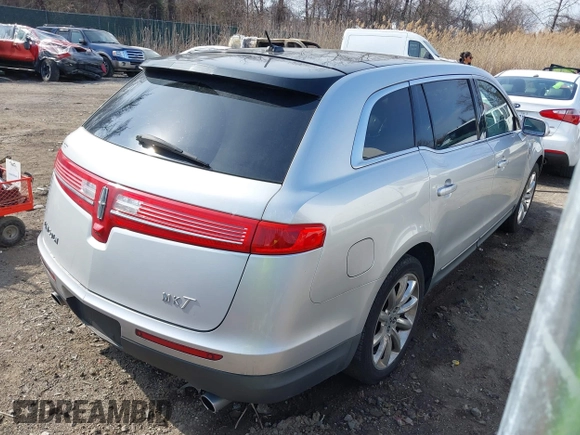 2011 Lincoln MKT with VIN 2LMHJ5AR0BBJ50346, listed as a IAAI auction lot 41726833 with 203,523 mi miles and . Bid and sale history available at DreamBid. Image 4.