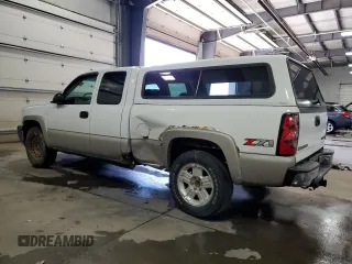 2005 Chevrolet Silverado 1500 Z71 with VIN 1GCEK19B35Z299108, listed as a Copart auction lot 51085525 with 191,419 mi miles and Salvage Title. Bid and sale history available at DreamBid. Image 2.