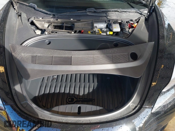 2020 Tesla Model 3 Performance z VIN 5YJ3E1EC2LF805320, wystawiony jako IAAI lot #41799172 z przebiegiem 24 253 mil mil oraz . Historia ofert i sprzedaży dostępna na DreamBid. Obrazek 10.