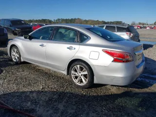 2013 Nissan Altima 2.5 SL with VIN 1N4AL3AP9DC266457, listed as a IAAI auction lot 41858272 with 310,998 mi miles. Bid and sale history available at carsss.com. Image 3.