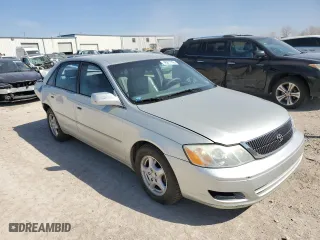 2000 Toyota Avalon XL with VIN 4T1BF28B4YU048027, listed as a Copart auction lot 48817755 with 214,793 mi miles and Salvage Title. Bid and sale history available at carsss.com. Image 4.
