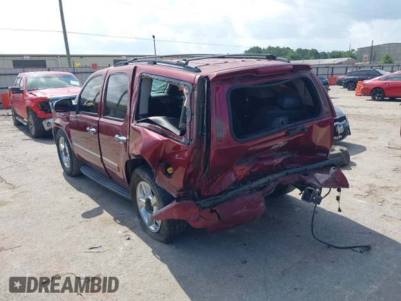 2009 Chevrolet Tahoe LTZ z VIN 1GNFC33009R156277, wystawiony jako IAAI lot #42355407 z przebiegiem 282 012 mil mil oraz . Historia ofert i sprzedaży dostępna na DreamBid. Obrazek 3.