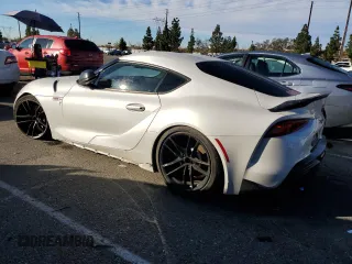 2020 Toyota Supra 3.0 z VIN WZ1DB4C06LW028984, wystawiony jako Copart lot #82659403 z przebiegiem 38 776 mil mil oraz . Historia ofert i sprzedaży dostępna na DreamBid. Obrazek 2.