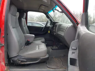 2009 Ford Ranger XLT with VIN 1FTZR45E39PA58729, listed as a IAAI auction lot 41875721 with 130,597 mi miles. Bid and sale history available at carsss.com. Image 5.