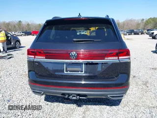 2024 Volkswagen Atlas SE with VIN 1V2JR2CA5RC532574, listed as a IAAI auction lot 41640988 with 24,048 mi miles and . Bid and sale history available at DreamBid. Image 16.