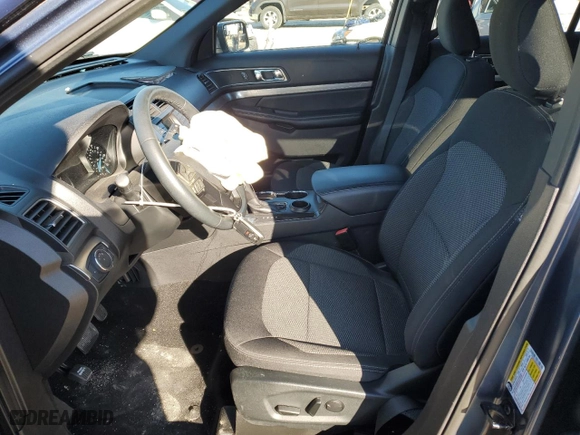 2019 Ford Explorer XLT with VIN 1FM5K7DH0KGA69575, listed as a Copart auction lot 41426555 with 43,201 mi miles and Salvage Title. Bid and sale history available at carsss.com. Image 7.