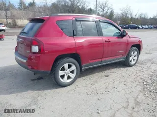 2015 Jeep Compass Latitude with VIN 1C4NJDEB5FD304236, listed as a IAAI auction lot 41747561 with 192,989 mi miles. Bid and sale history available at carsss.com. Image 4.