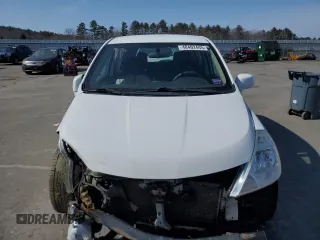 2011 Nissan Versa 1.8 S with VIN 3N1BC1CP8BL462068, listed as a Copart auction lot 48402445 with 142,452 mi miles and Salvage Title. Bid and sale history available at carsss.com. Image 5.