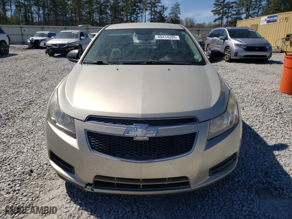 2013 Chevrolet Cruze LS with VIN 1G1PA5SH4D7256272, listed as a Copart auction lot 49414205 with 91,077 mi miles and Salvage Title. Bid and sale history available at carsss.com. Image 5.