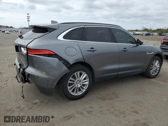 2018 Jaguar F-Pace 25t Prestige z VIN SADCK2FX6JA259468, wystawiony jako Copart lot #52096725 z przebiegiem 131 723 mil mil oraz Czysty tytuł • Clean title. Historia ofert i sprzedaży dostępna na DreamBid. Obrazek 3.