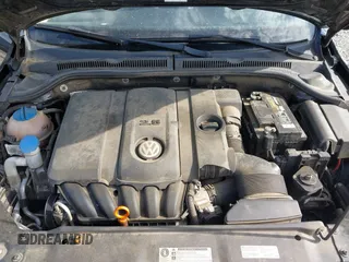 2013 Volkswagen Jetta SE z VIN 3VWDP7AJ5DM389618, wystawiony jako IAAI lot #42229952 z przebiegiem 190 890 mil mil oraz . Historia ofert i sprzedaży dostępna na DreamBid. Obrazek 10.