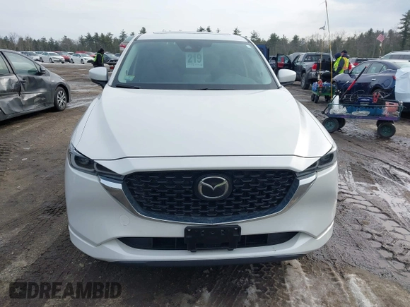 2024 Mazda CX-5 2.5 S Premium Package with VIN JM3KFBDL1R0432804, listed as a IAAI auction lot 41610696 with 20,484 mi miles. Bid and sale history available at carsss.com. Image 13.
