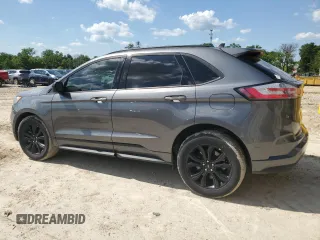 2024 Ford Edge SE z VIN 2FMPK4G98RBA31315, wystawiony jako Copart lot #62712835 z przebiegiem 20 040 mil mil oraz Szkoda całkowita • Salvage title. Historia ofert i sprzedaży dostępna na DreamBid. Obrazek 2.