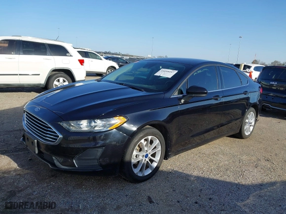 2020 Ford Fusion SE with VIN 3FA6P0HD1LR221209, listed as a IAAI auction lot 41698097 with 61,173 mi miles. Bid and sale history available at carsss.com. Image 18.