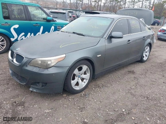 2005 BMW 5 Series 530i with VIN WBANA73515B816940, listed as a IAAI auction lot 41927940 with 999,999 mi miles. Bid and sale history available at carsss.com. Image 2.