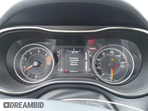 2020 Jeep Cherokee Latitude z VIN 1C4PJMCB5LD636295, wystawiony jako IAAI lot #42358449 z przebiegiem 103 478 mil mil oraz . Historia ofert i sprzedaży dostępna na DreamBid. Obrazek 7.