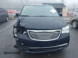 2016 Chrysler Town & Country Touring with VIN 2C4RC1BGXGR229560, listed as a IAAI auction lot 41887023 with 103,429 mi miles. Bid and sale history available at carsss.com. Image 12.