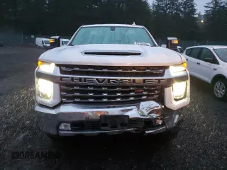 2020 Chevrolet Silverado 3500HD LTZ with VIN 1GC4YUEY0LF201236, listed as a Copart auction lot 83743124 with 116,590 mi miles and Salvage Title. Bid and sale history available at DreamBid. Image 5.