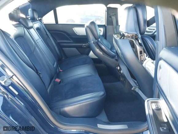 2017 Lincoln Continental Black Label with VIN 1LN6L9BC0H5612741, listed as a IAAI auction lot 41673996 with 83,551 mi miles. Bid and sale history available at carsss.com. Image 8.