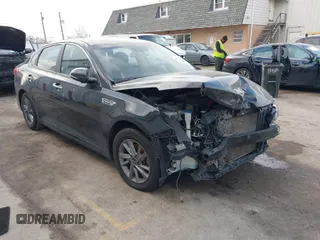 2020 Kia Optima LX with VIN 5XXGT4L33LG413665, listed as a IAAI auction lot 41673777 with 109,731 mi miles. Bid and sale history available at carsss.com. Image 1.