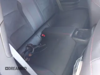 2023 Chevrolet Camaro ZL1 z VIN 1G1FK1R6XP0105522, wystawiony jako IAAI lot #42100363 z przebiegiem 8771 mil mil oraz . Historia ofert i sprzedaży dostępna na DreamBid. Obrazek 8.