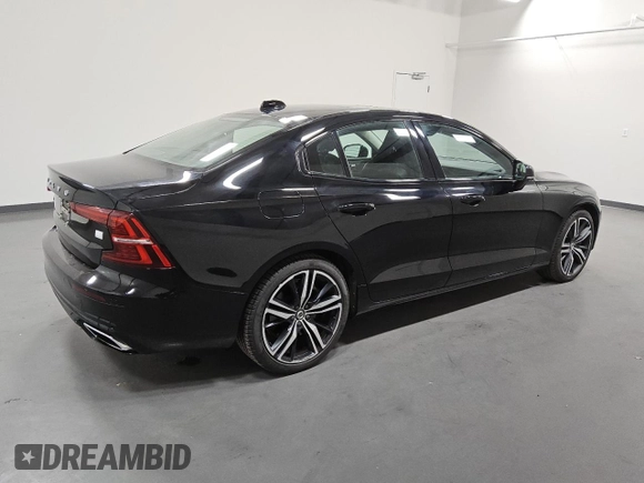 2021 Volvo S60 R-Design Expression with VIN 7JRBR0FZ2MG112320, listed as a Copart auction lot 88883625 with 77,758 mi miles and Clean Title. Bid and sale history available at carsss.com. Image 3.