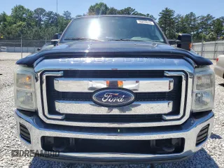2011 Ford F-250 XL z VIN 1FT7X2A61BEA59962, wystawiony jako Copart lot #55814915 z przebiegiem 243 016 mil mil oraz Szkoda całkowita • Salvage title. Historia ofert i sprzedaży dostępna na DreamBid. Obrazek 5.