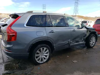 2019 Volvo XC90 Momentum with VIN YV4A22PK0K1502406, listed as a Copart auction lot 43275225 with 120,941 mi miles and Salvage Title. Bid and sale history available at carsss.com. Image 3.