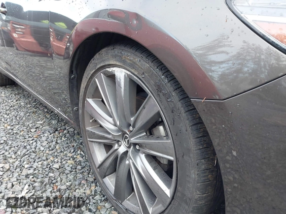 2018 Mazda 6 Grand Touring with VIN JM1GL1TYXJ1301545, listed as a IAAI auction lot 41131114 with 34,089 mi miles and . Bid and sale history available at DreamBid. Image 6.