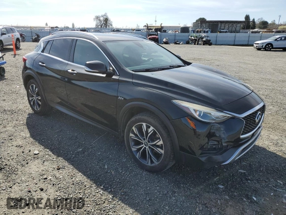 2017 Infiniti QX30 Luxury z VIN SJKCH5CR1HA037364, wystawiony jako Copart lot #44723845 z przebiegiem 82 453 mil mil oraz Szkoda całkowita • Salvage title. Historia ofert i sprzedaży dostępna na DreamBid. Obrazek 4.