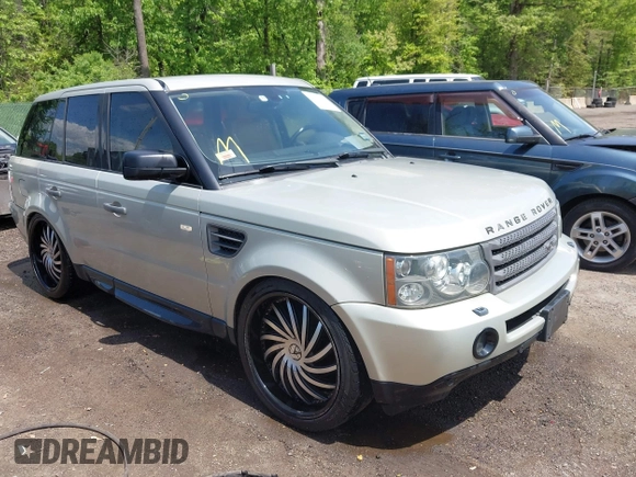 2006 Land Rover Range Rover Sport HSE z VIN SALSF25436A970841, wystawiony jako IAAI lot #42152175 z przebiegiem 254 024 mil mil oraz . Historia ofert i sprzedaży dostępna na DreamBid. Obrazek 1.