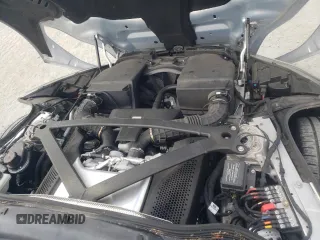 2019 Aston Martin DB11 z VIN SCFRMFCW3KGM08342, wystawiony jako Copart lot #56636894 z przebiegiem Nie podano mil oraz Szkody całkowita. Historia ofert i sprzedaży dostępna na DreamBid. Obrazek 11.