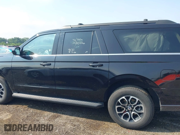 2024 Ford Expedition Max XLT с VIN 1FMJK1J82REA10050, выставлен на аукционе IAAI как лот 42698350 с пробегом 47 383 миль миль и . История ставок и продаж доступна на DreamBid. Изображение 14.