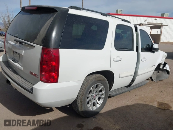 2007 GMC Yukon SLE w/3SA with VIN 1GKFC13C27R262495, listed as a IAAI auction lot 41246373 with 1 mi miles. Bid and sale history available at carsss.com. Image 4.