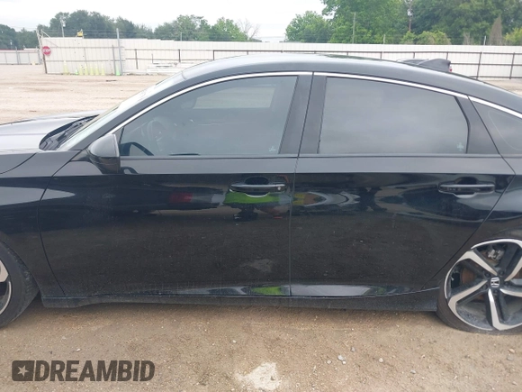 2022 Honda Accord Sport SE with VIN 1HGCV1F46NA015698, listed as a IAAI auction lot 42183378 with 56,082 mi miles and . Bid and sale history available at DreamBid. Image 15.