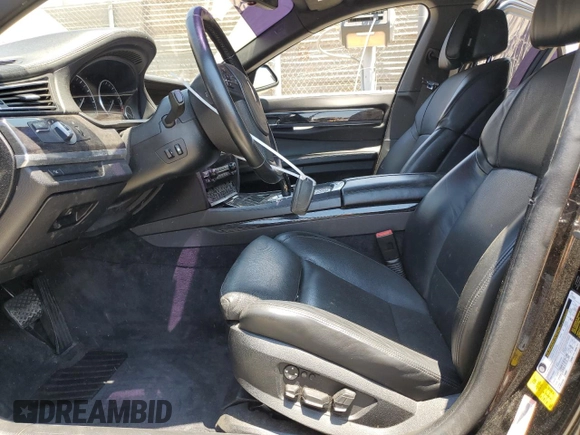 2011 BMW 7 Series с VIN WBAKX8C50BC198104, выставлен на аукционе Copart как лот 65180815 с пробегом 122 862 миль миль и Чистый • Clean title. История ставок и продаж доступна на DreamBid. Изображение 7.