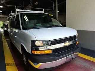 2020 Chevrolet Express Cargo with VIN 1GCWGAFG0L1185522, listed as a IAAI auction lot 42842195 with 128,884 mi miles and . Bid and sale history available at DreamBid. Image 16.